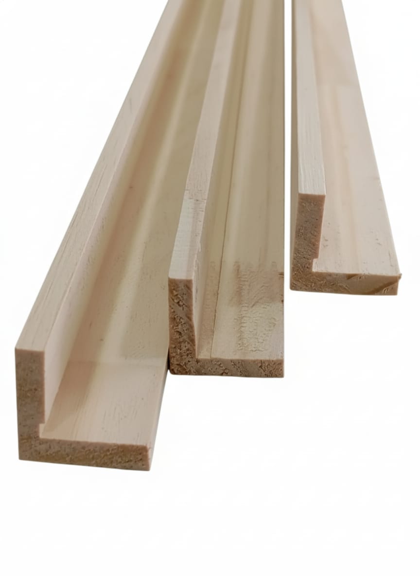 Esquinero 28x28x3.000mm